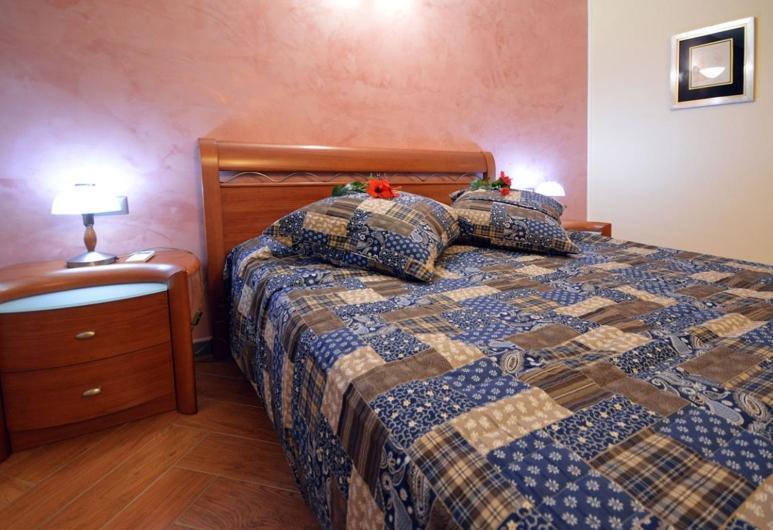 Mar dei Poeti - Luxury Suites Torre Archirafi Extérieur photo